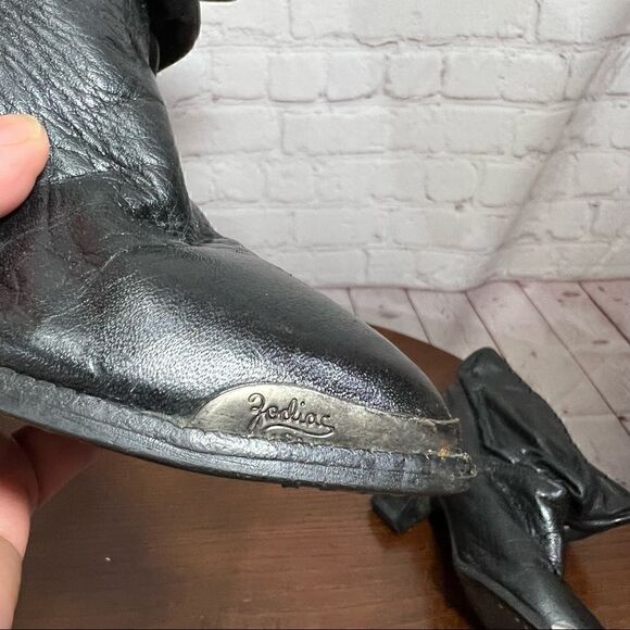 ZODIAC leather slouchy ankle booties (western) vintage 6.5 GUC - Picture 10 of 10